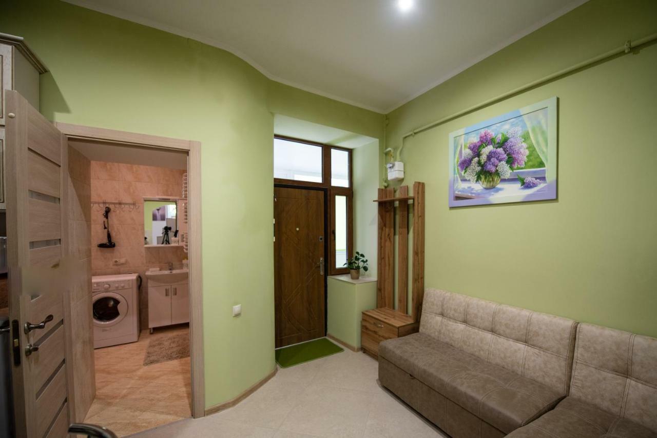 Apartment M&K In The Center Lviv Exterior photo